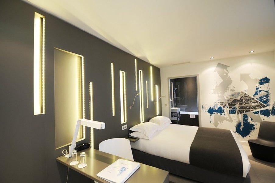 อาร์ค เดอ ไทรออมเฟทัว Hotel ปารีส ภายนอก รูปภาพ